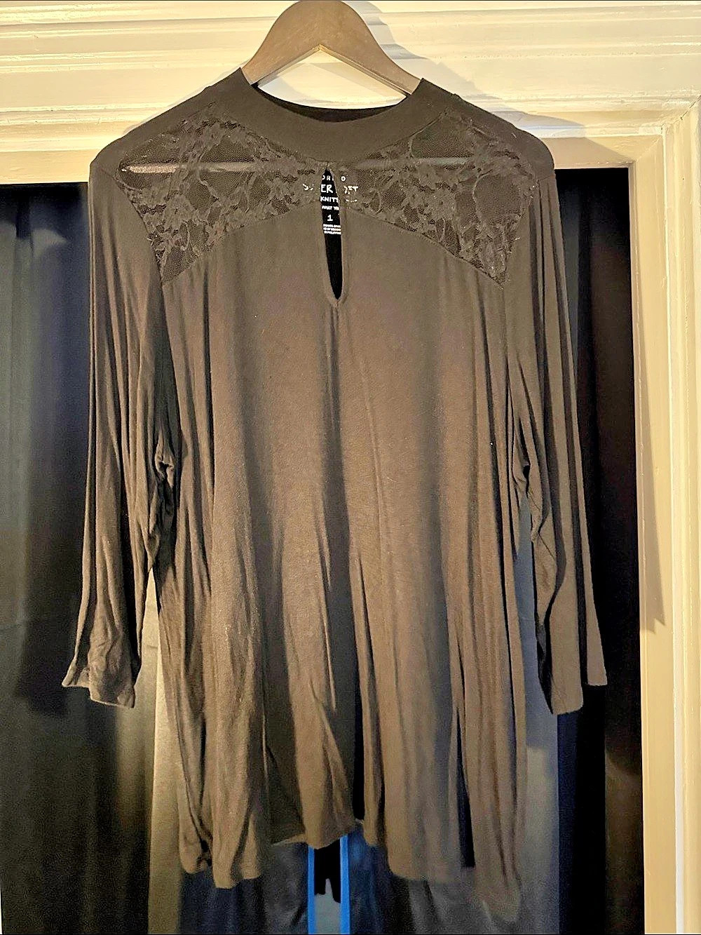 Torrid Super Soft Knits Black Lace Yoke Tunic Size 1